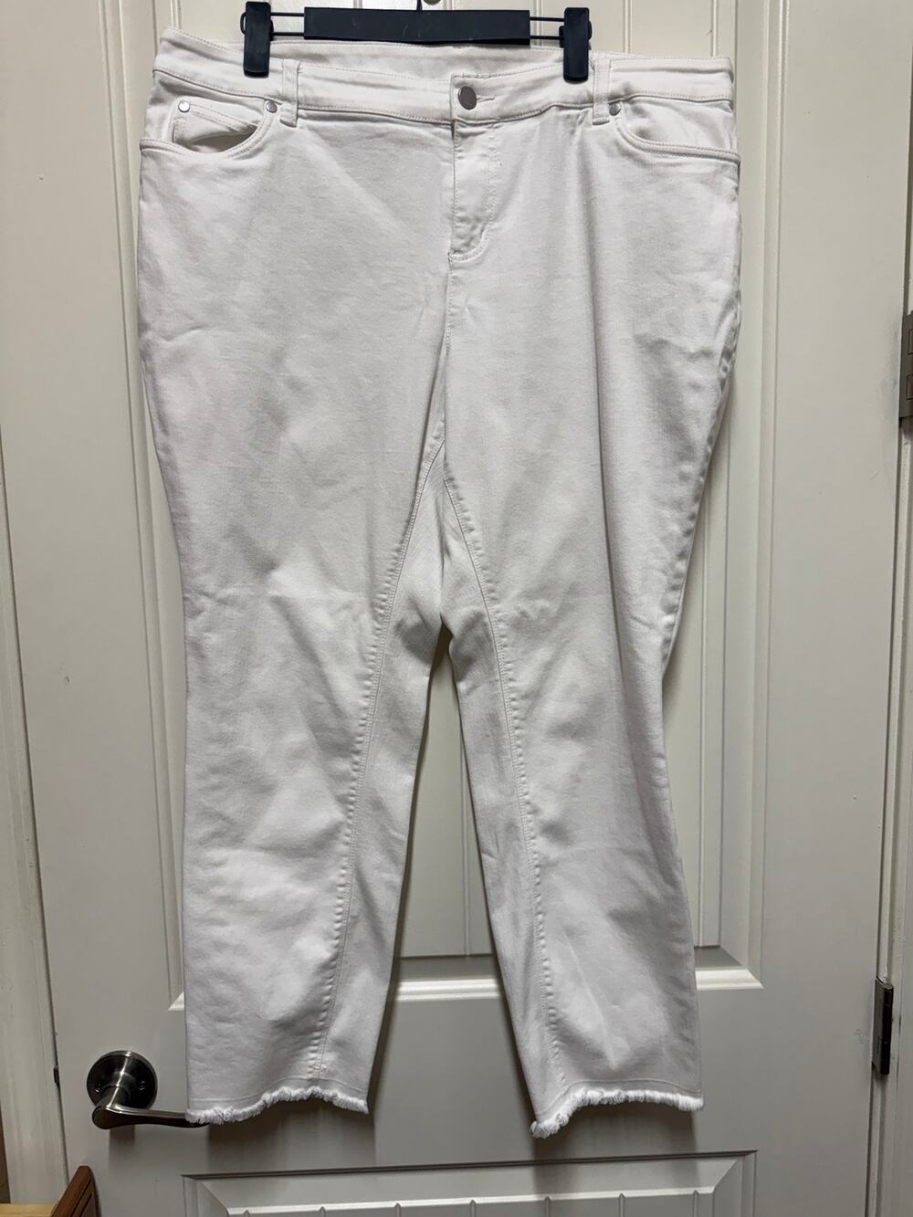 Vince Camuto White Cropped Skinny Pants Size 18W